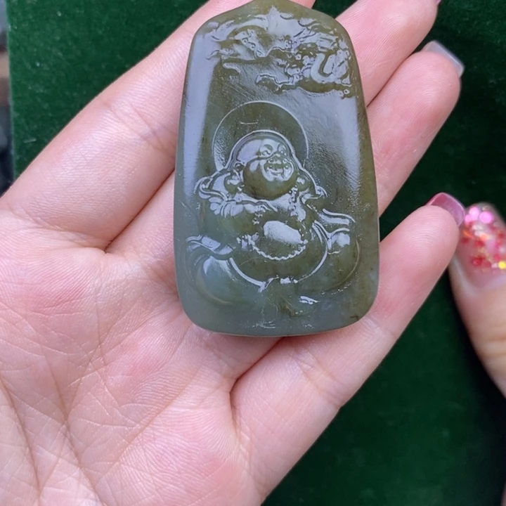 颈饰未镶嵌和田玉（糖玉）