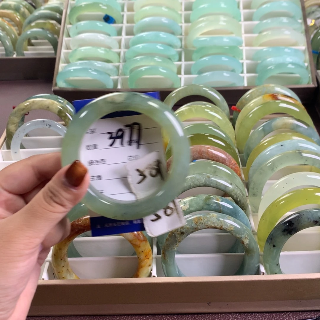 未镶嵌蛇纹石玉手镯3977