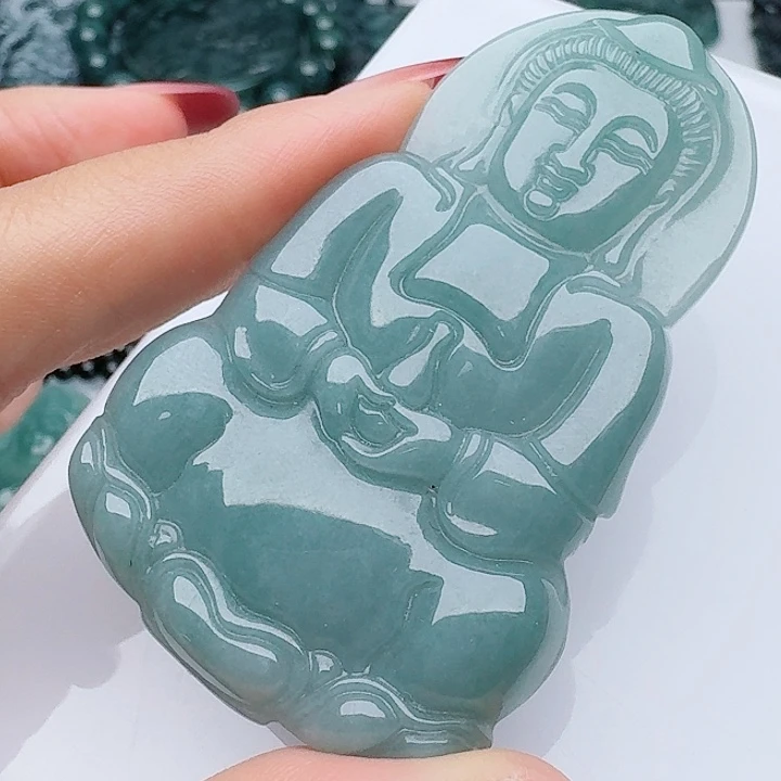 颈饰未镶嵌翡翠多样性发其一