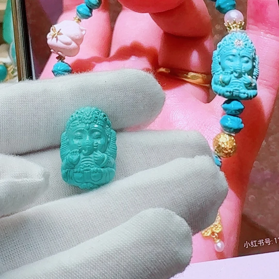 绿松石未镶嵌珠宝奇石精工象宝宝