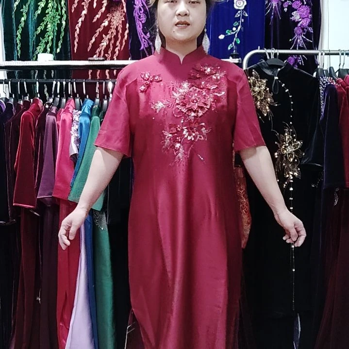 枣红色品牌半袖中长旗袍4x135斤左右
