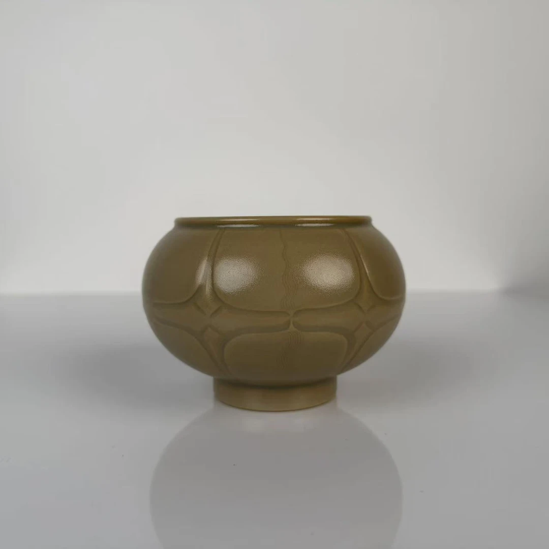 南山云泊 越窑莲纹水洗