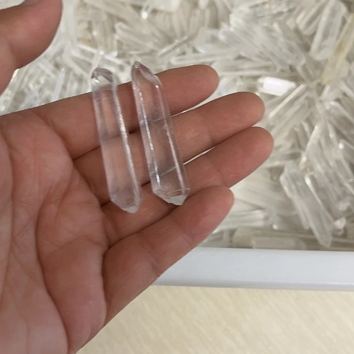 N***i水晶未镶嵌珠宝半成品