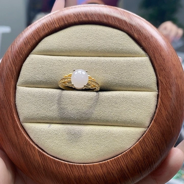 翡翠未镶嵌颈饰天然翡翠Ａ货