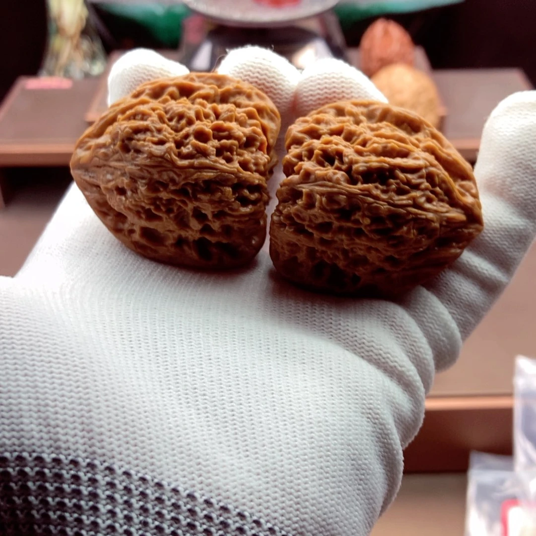 文玩核桃把件三角高炮39.8尺43.8克