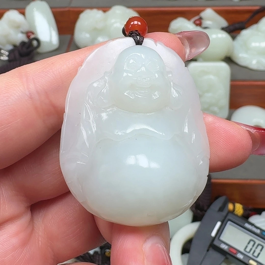 狼***牙和田玉未镶嵌挂件