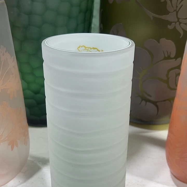 手工艺品琉璃白瓷磨刻花瓶花器高20口8