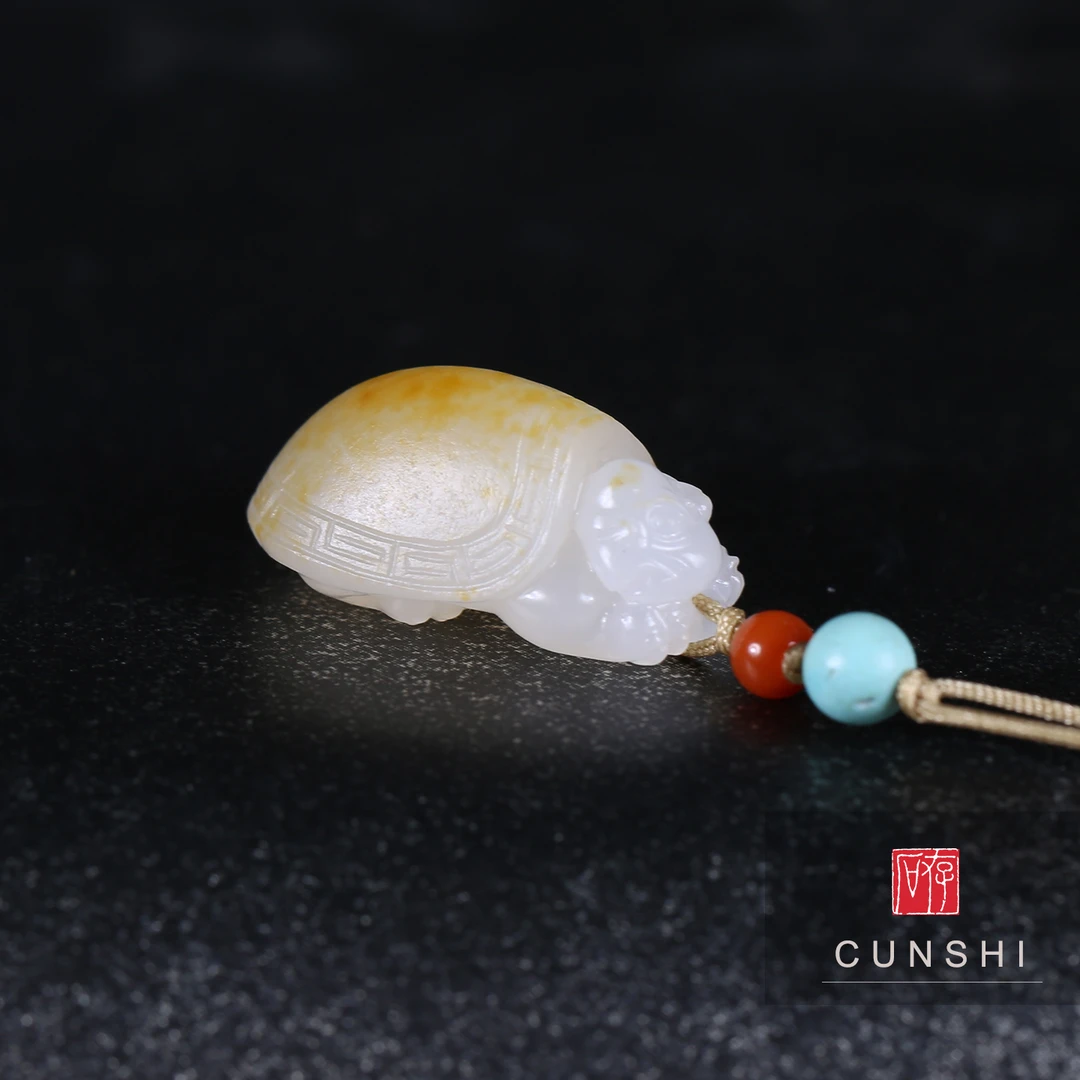 天然存石新疆和田玉玄武龟吊坠小龟挂件苏工男女款2.8g