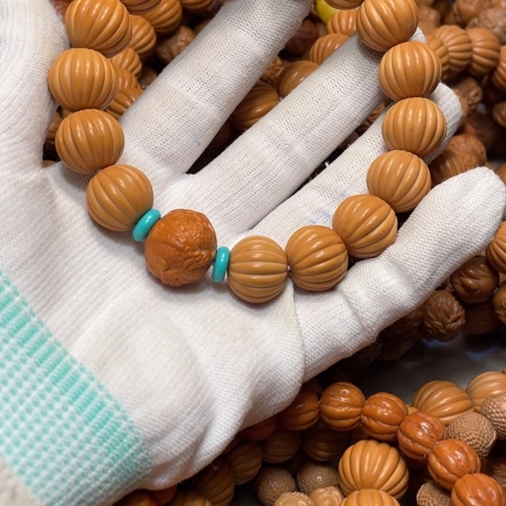 猴头核桃手串@****?瓜珠泛油