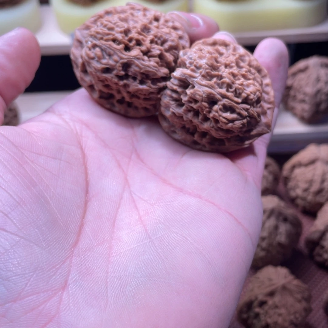 晨***阳文玩核桃把件南疆石