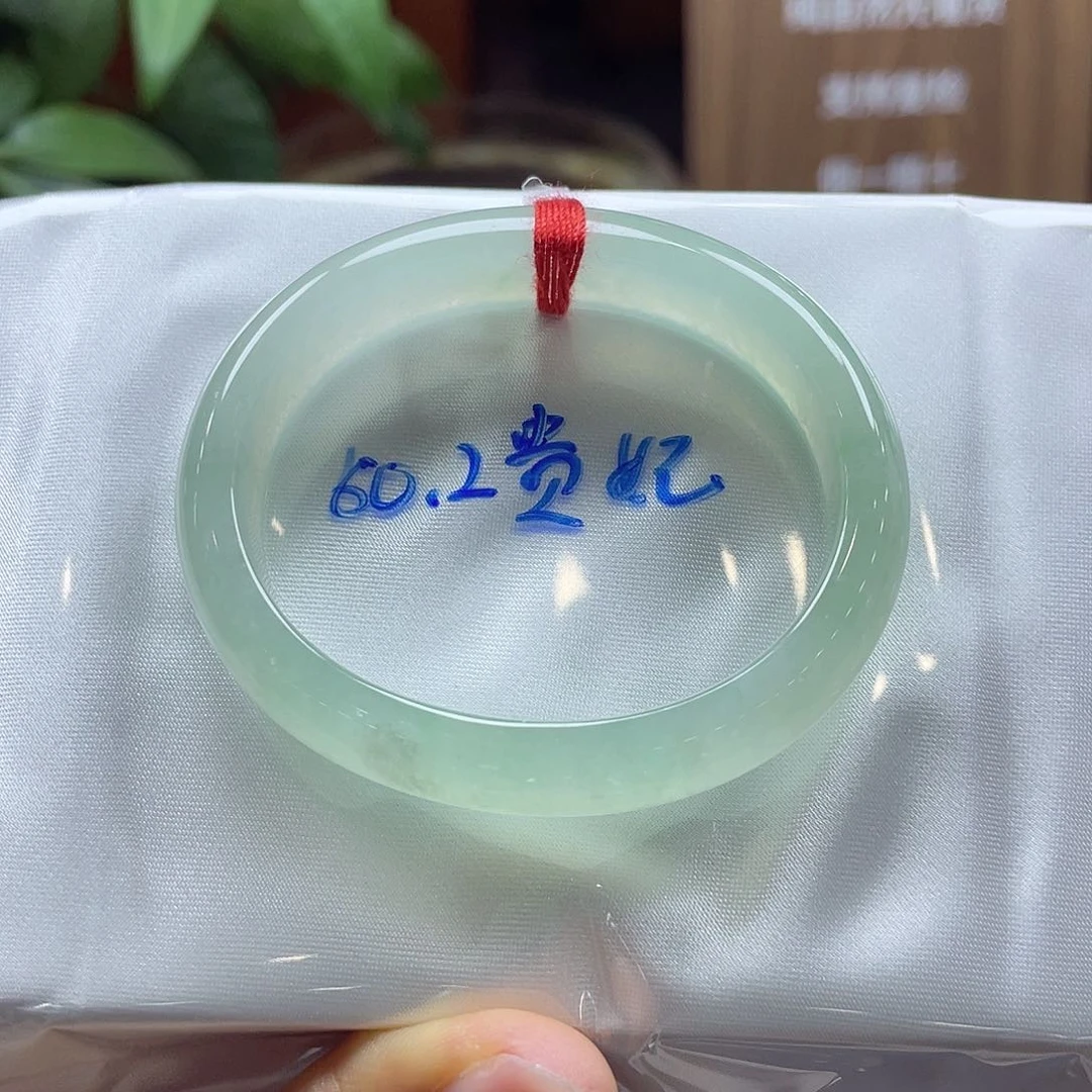 翡翠手镯未镶嵌6 号链接