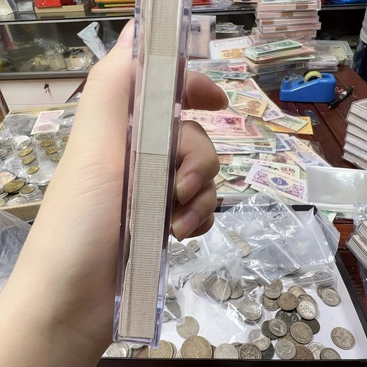 一***人拍品。