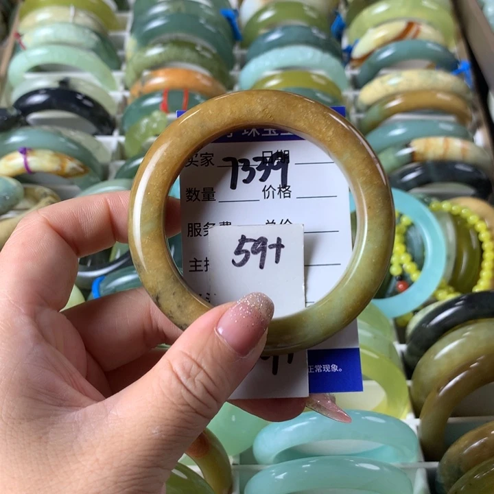 未镶嵌蛇纹石玉手镯7339