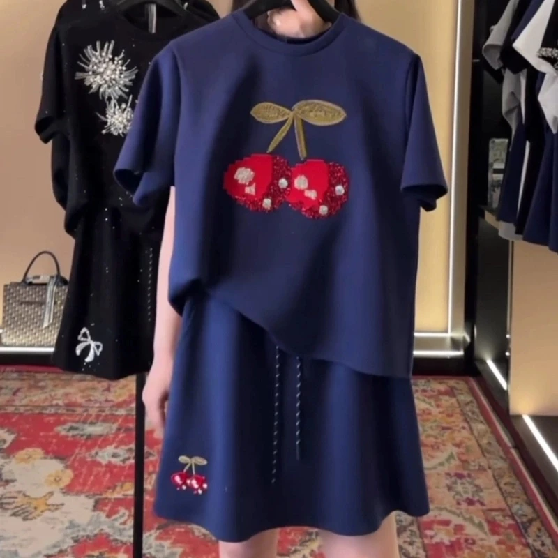 设计师款丨刺绣樱桃重工宽松版夏季短袖T恤短裤时尚套装