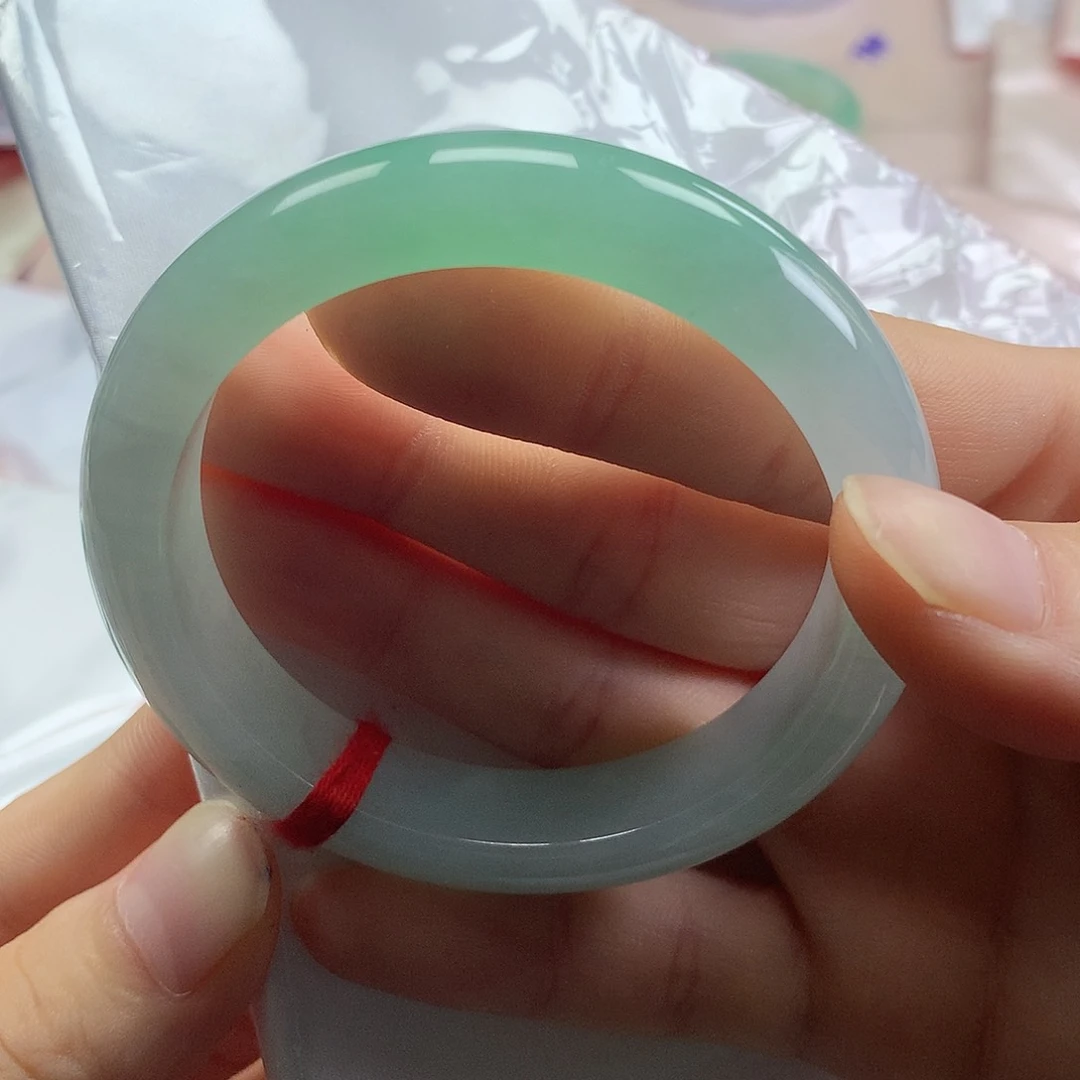 未镶嵌手镯翡翠翡翠