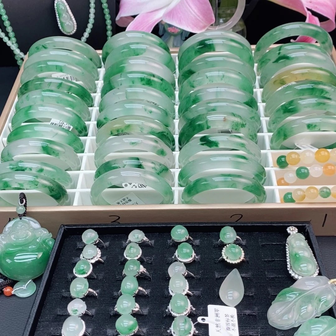 石英质玉未镶嵌手镯