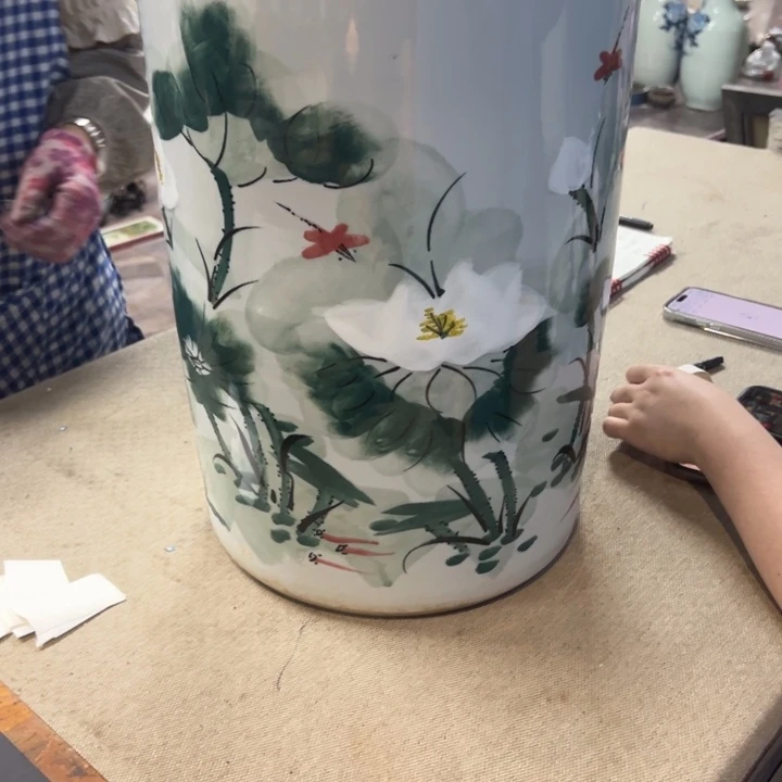 得***在瓷片拾六家的瓷器瓷器