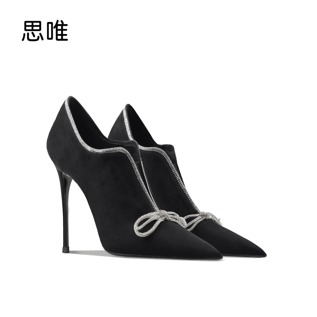 黑色绒面水钻蝴蝶结高跟鞋2025年秋冬新款女尖头细跟时尚百搭短靴