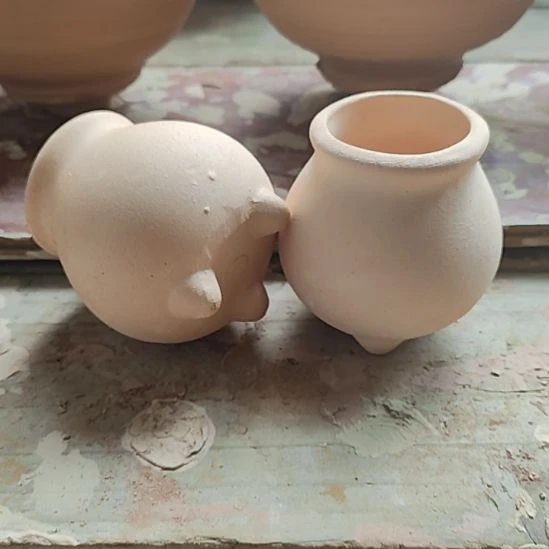 白陶透气花盆花瓶