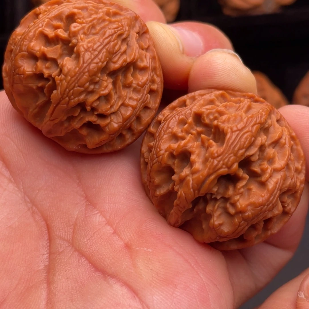 文玩核桃把件秦岭山脉核桃