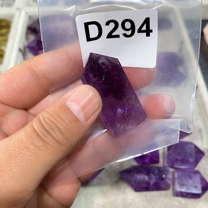 紫晶天然水晶柱子D294未镶嵌星***?