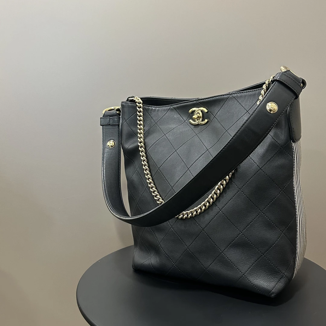 95新 Chanel/香奈儿 香奈儿黑色格纹单肩包/送中检jm