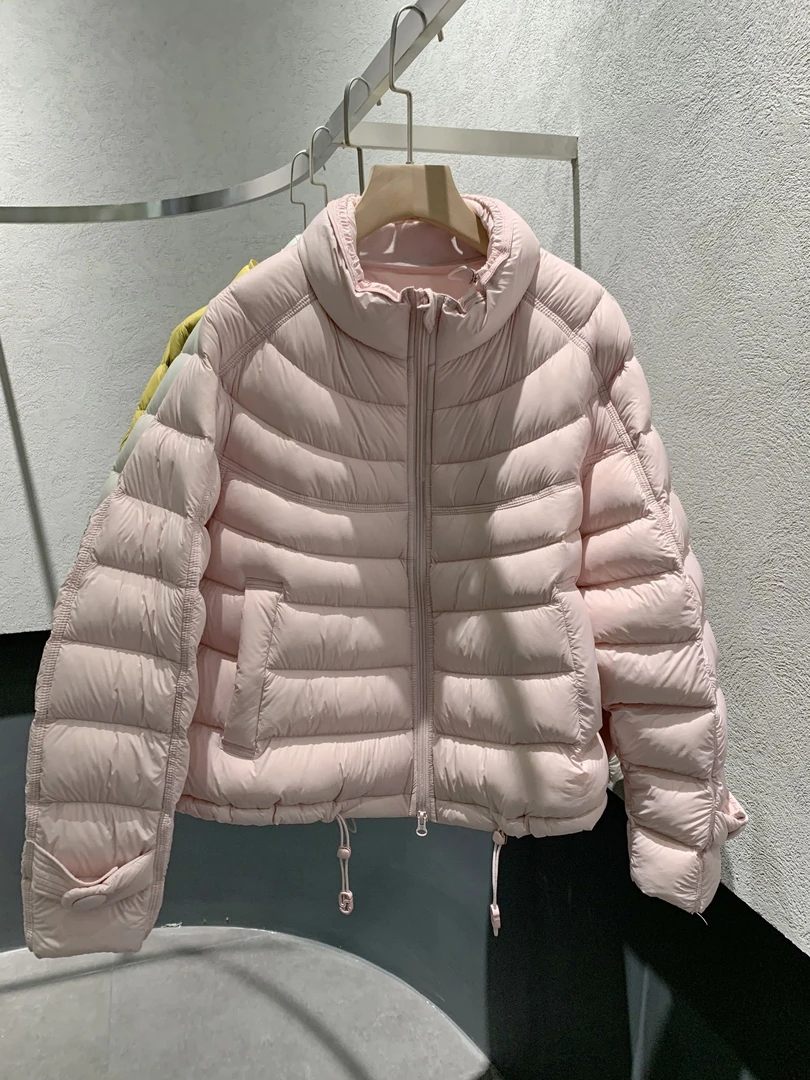 2025新款立领泡芙排骨羽绒服女短款时尚洋气宽松白鸭绒轻薄冬季