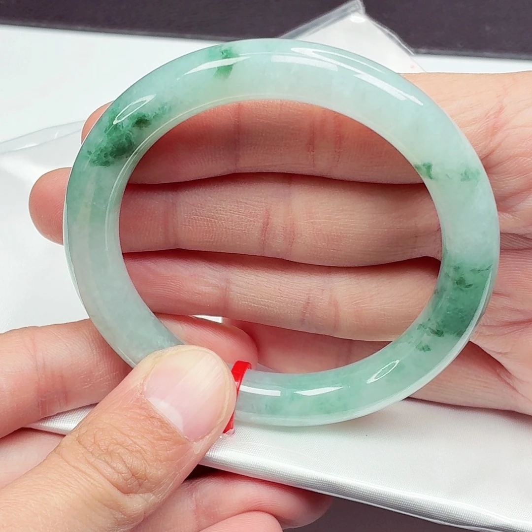 翡翠未镶嵌手镯56圈