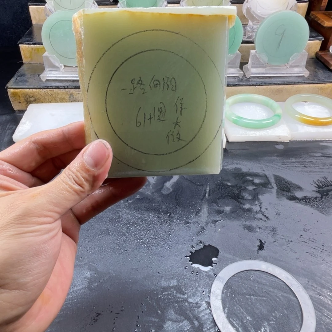 【闪购商品】定制石英质玉一**杨加工定制