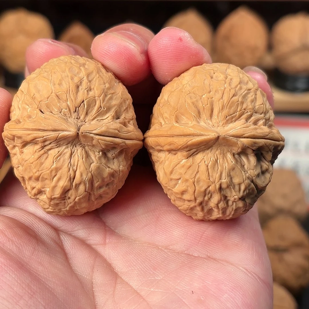 文玩核桃吊坠42至尊元宝