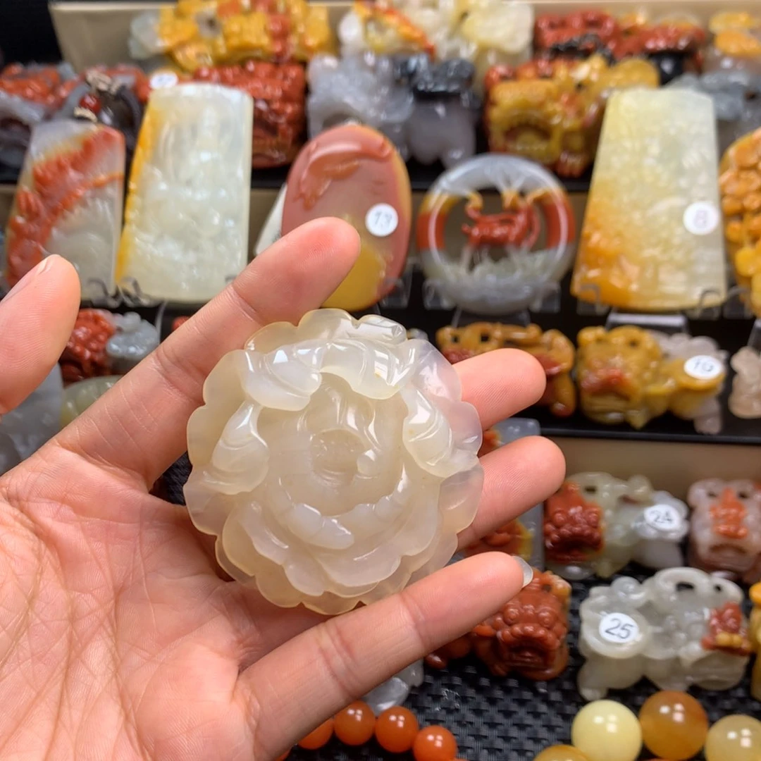 石英质玉（黄龙玉）挂件未镶嵌