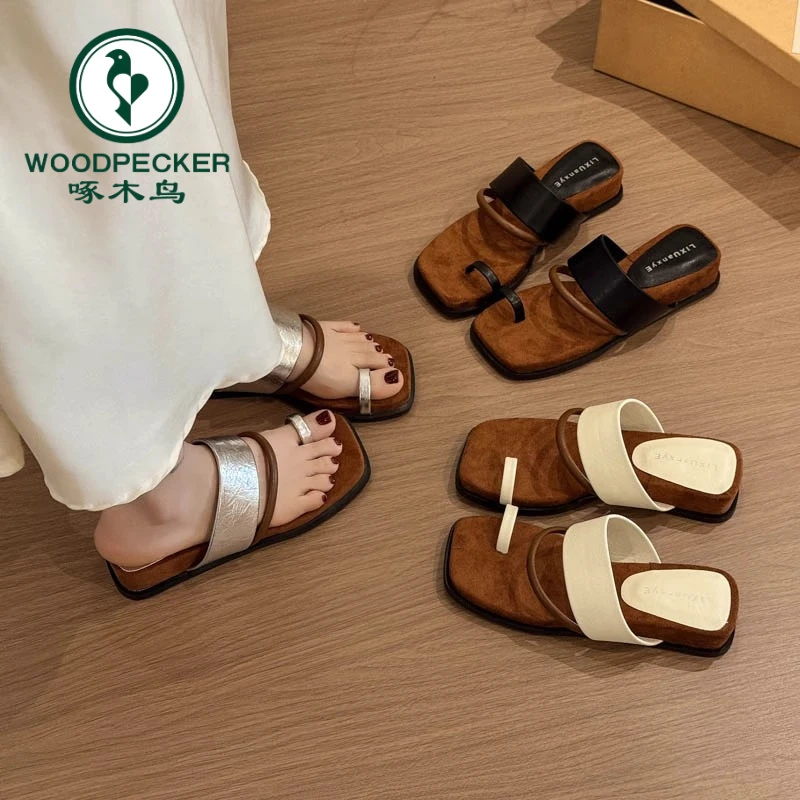 啄木鸟套趾凉拖鞋女夏外穿2025新款配裙子超火厚底沙滩时尚一字拖