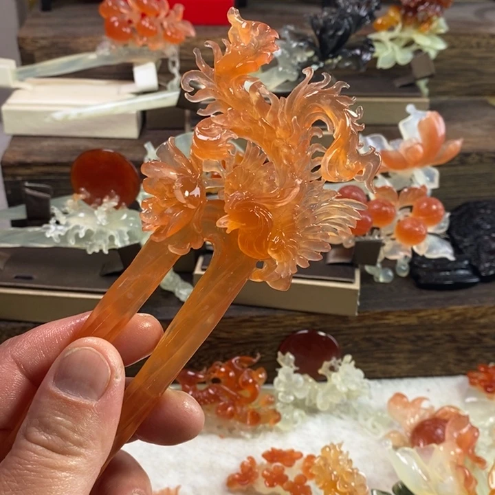 燕***燕蛇纹石玉合金发饰