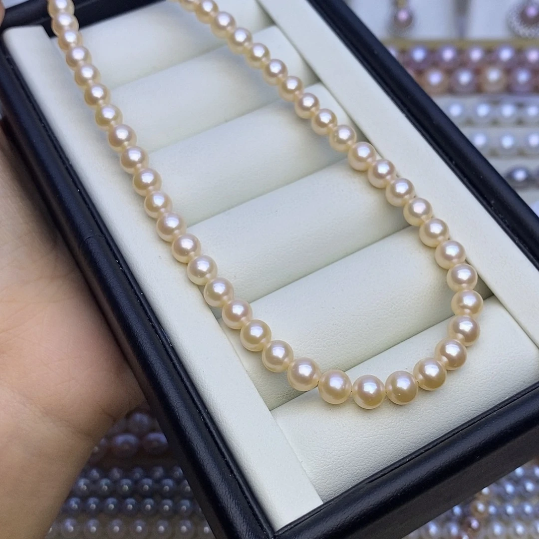 银S925镶嵌颈饰淡水珍珠奶油金