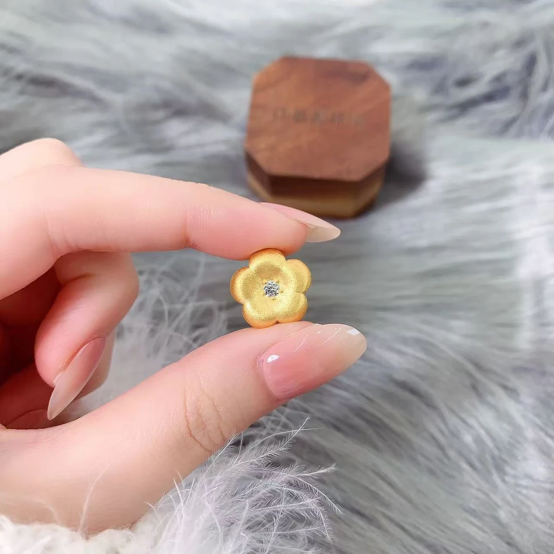 【伟新源】足金999 5G工艺 镶嵌拉丝花花5.49克（不含链）