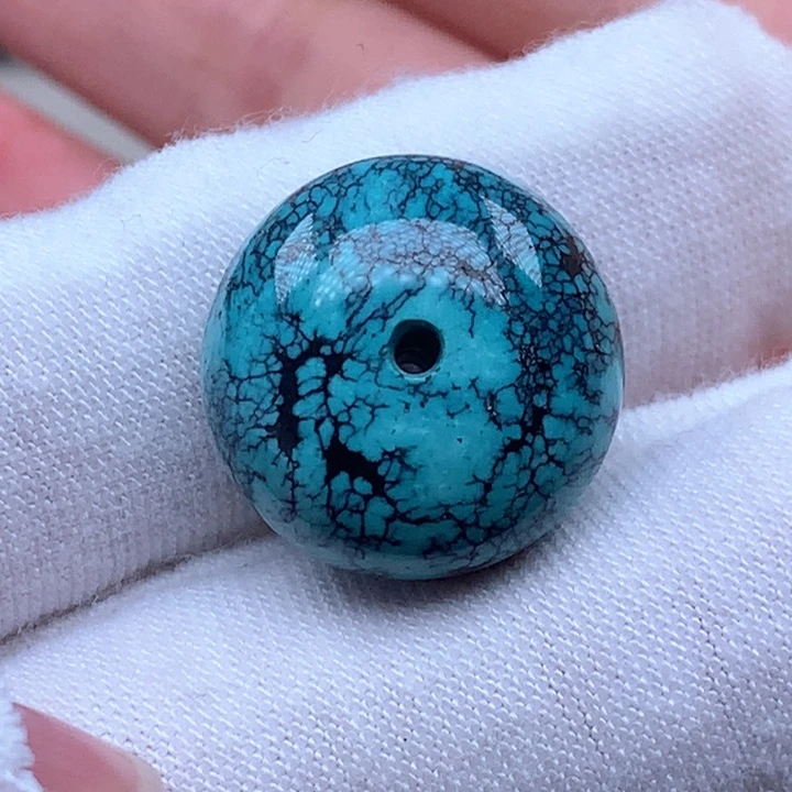 绿松石颈饰未镶嵌