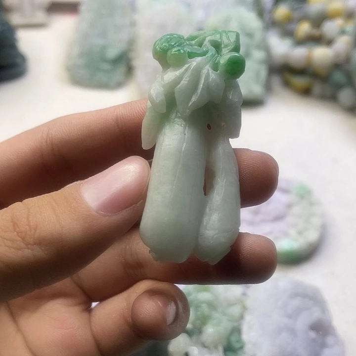 定制翡翠未镶嵌天然翡翠