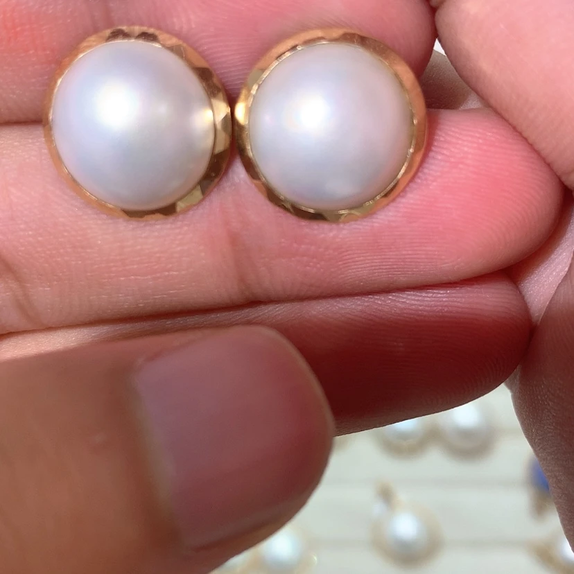 【闪购商品】耳饰拼合珍珠（马贝珠）18K金镶嵌