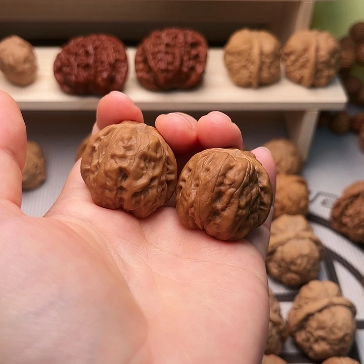 文玩核桃吊坠蛤蟆头32