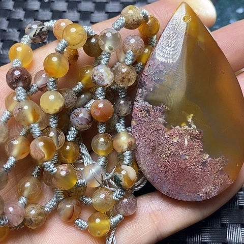 玛瑙/玉髓颈饰未镶嵌开*