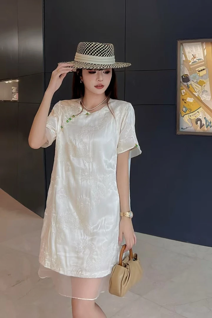 【珍珍粉丝专享】002深圳南油高端女装2025夏季新品连衣裙