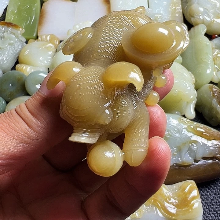 和田玉未镶嵌吊坠(不含链)