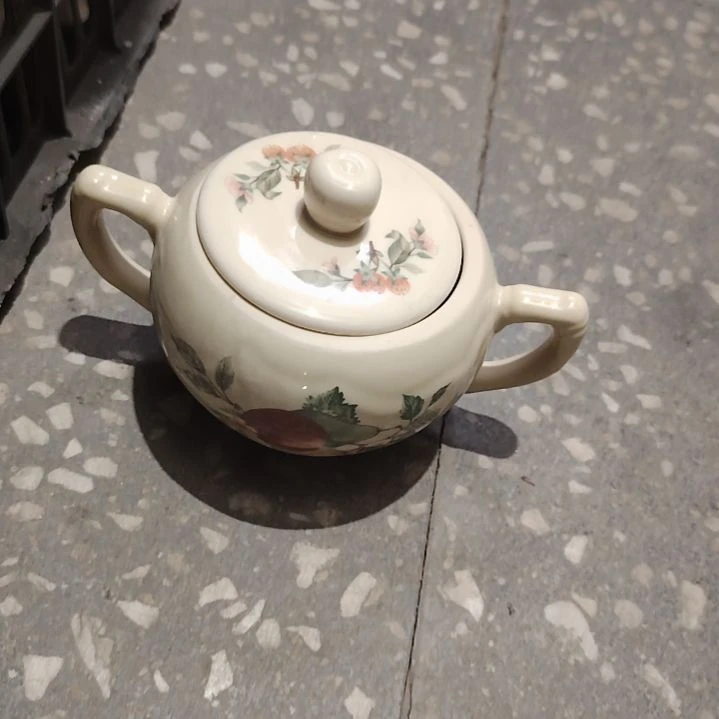 盘陶瓷盘子碗啥都有