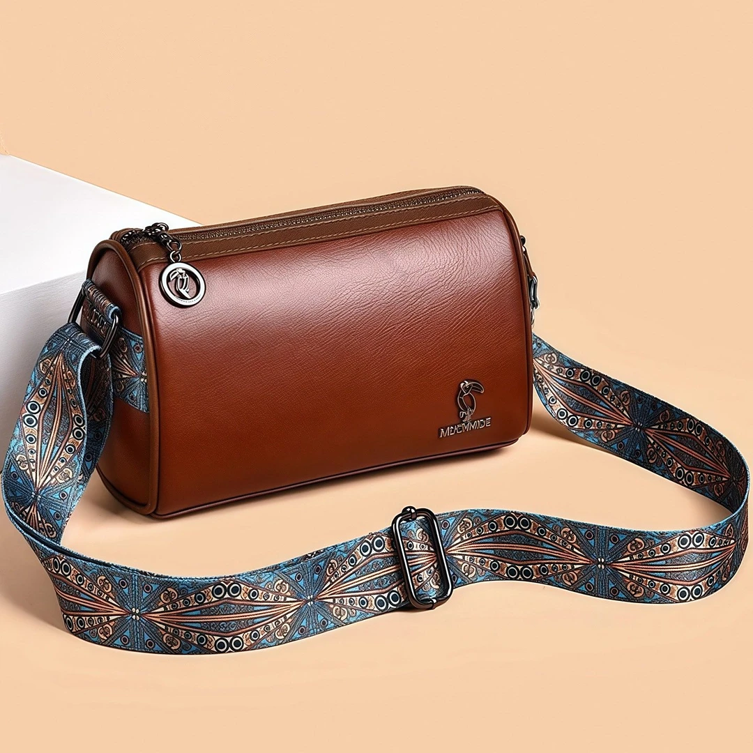 2025新款韩版通勤方形枕头包潮流轻便大容量斜挎单肩包女百搭小包