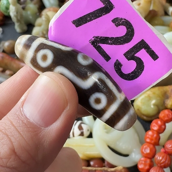 胡***子玛瑙/玉髓未镶嵌颈饰