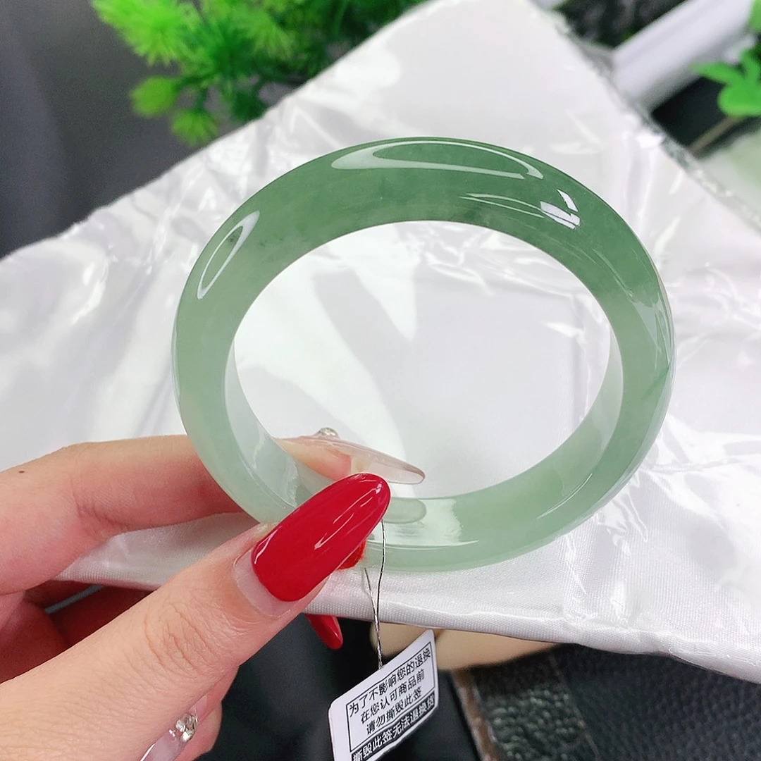 未镶嵌手镯翡翠55圈