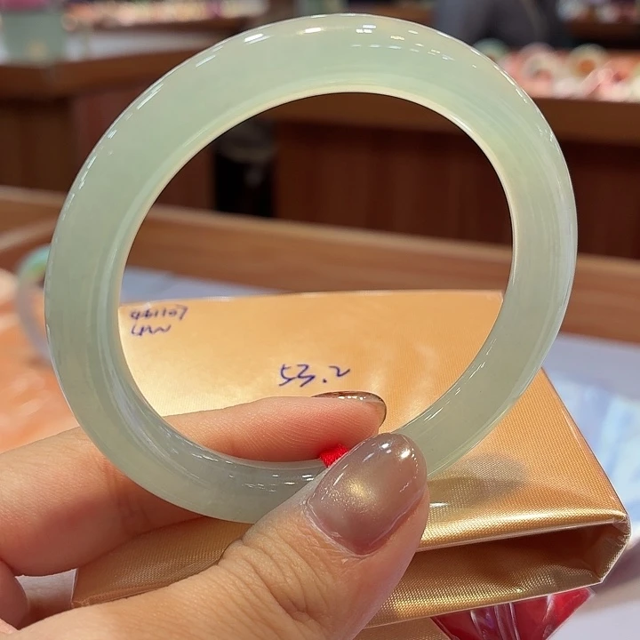 翡翠未镶嵌手镯53.2圈口