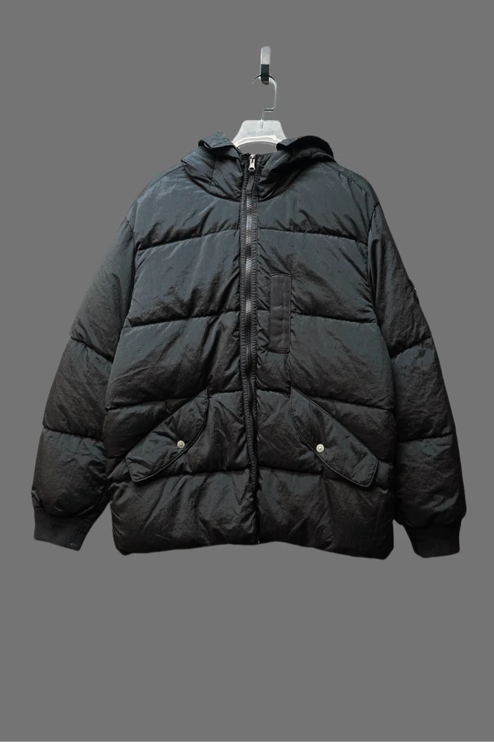 一口价 Stone island 石头岛/04954/24黑色混合尼龙面料羽绒服XL