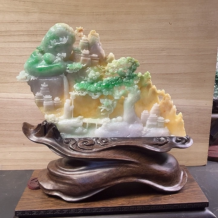 翡翠未镶嵌摆件翡翠