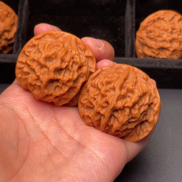 吊坠文玩核桃秦岭野生核桃文玩